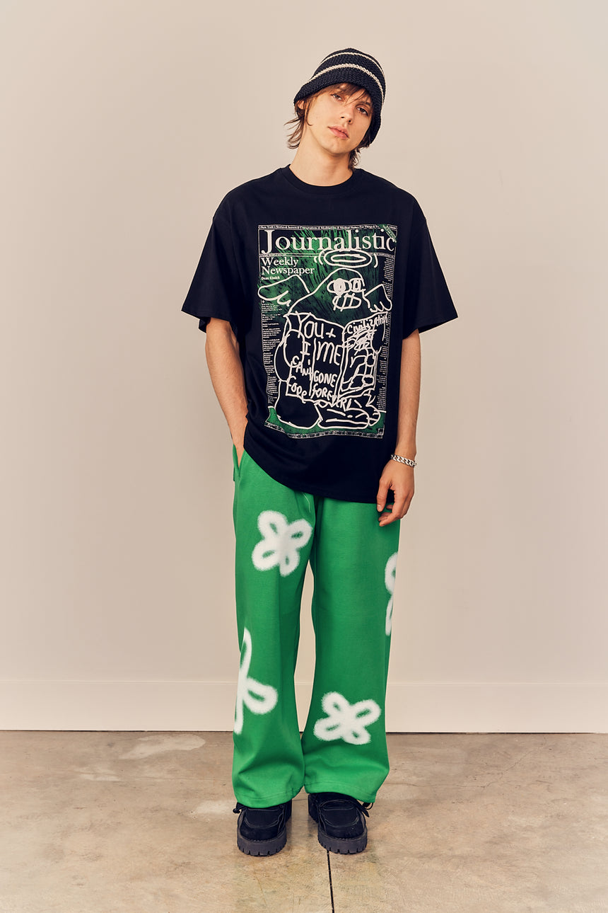 Spray Daisy Printed Jogger Pants
