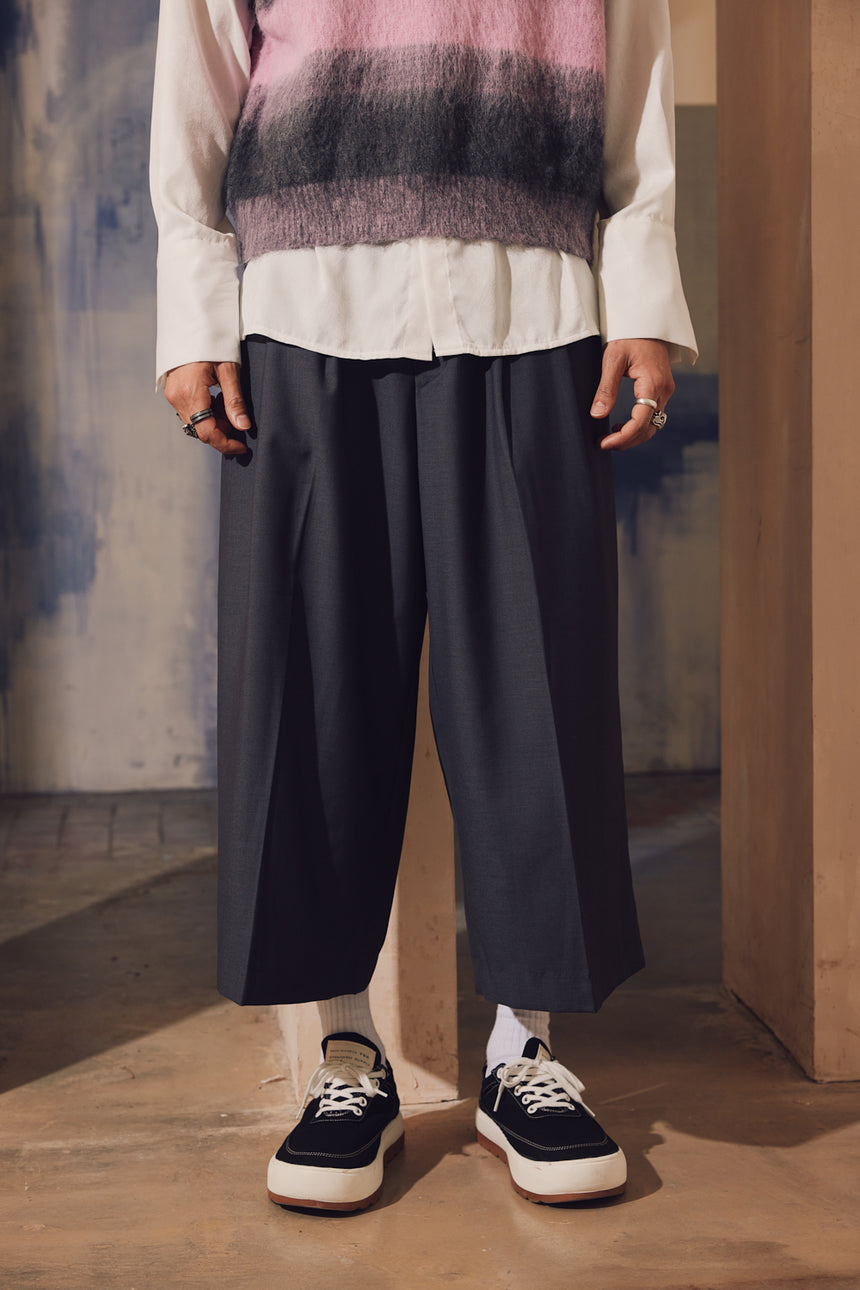 Pleated Wide Leg Crop Trousers