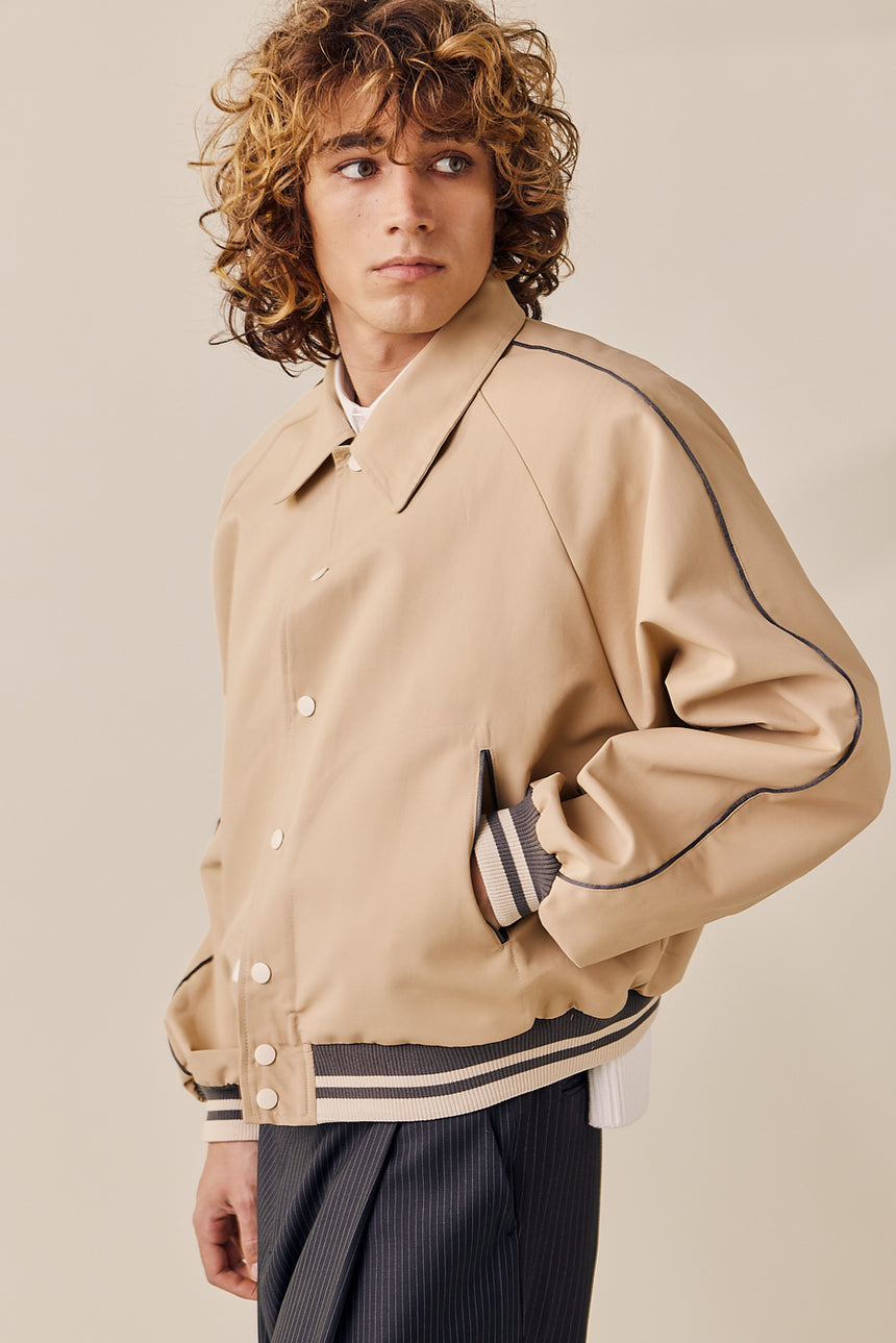 Piping Contrast Collared Varsity Jacket