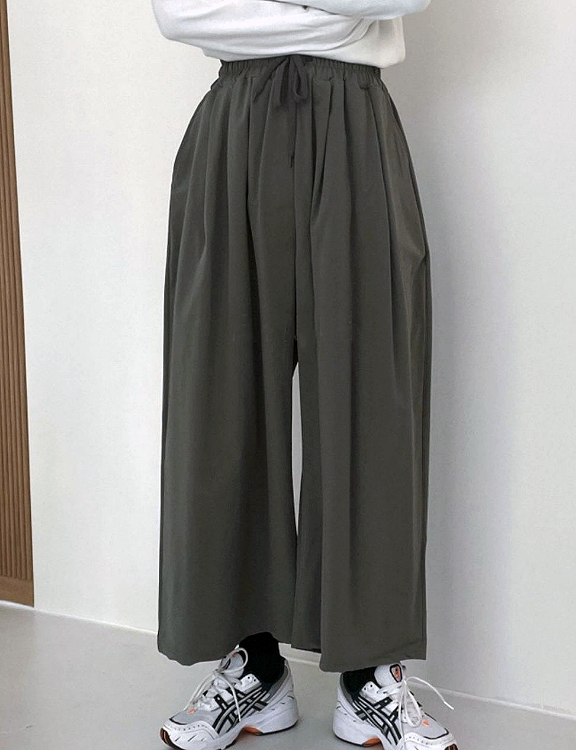 Pintuck Cropped Wide Pants