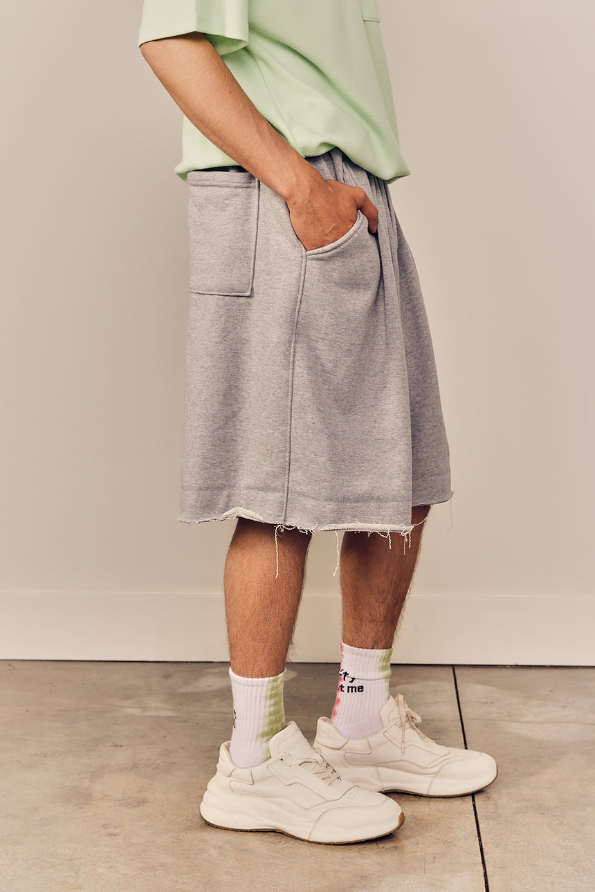 Edge Distressed Bermuda Sweatpants